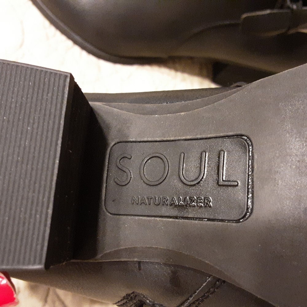 N/W/TAGS "CARRIE" SOUL NATURALIZER ANKLE BOOTIES, SIZE 5.5 MEDIUM BLACK - Picture 9 of 16